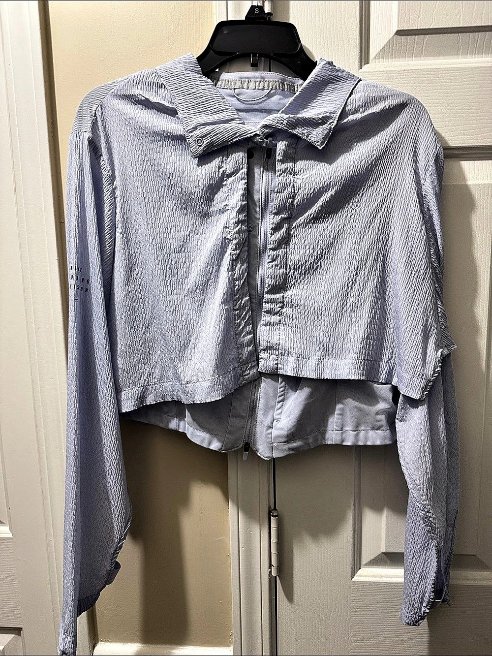 Women’s Nike Crinkle Nylon Cinchable Jacket Blue & White